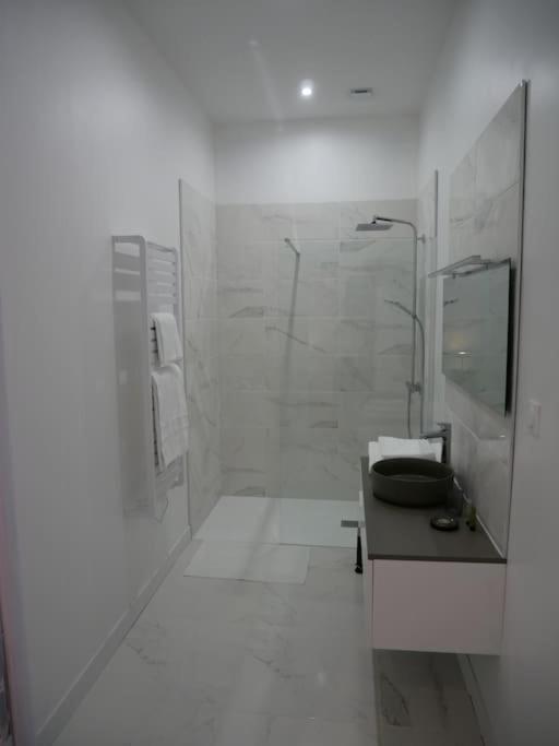 Clos De La Providence, Gite, Piscine Et Spa 3 Chambres Nolay  Buitenkant foto